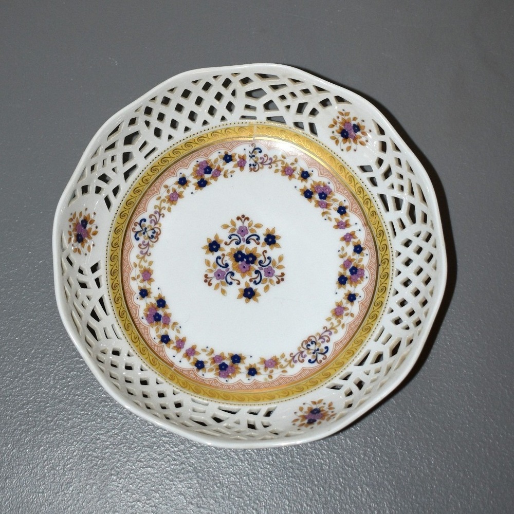 MABA Porcellane Artistiche Limoges Bowl White Gold Excellent‎ Reticulated Floral